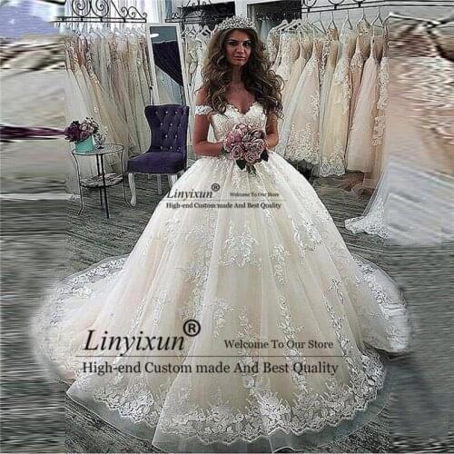 Luxury Off Shoulder Lace Ball Gown Wedding Dresses Court Trian Appliques Lace vestido de noiva Custom Made robe de mariee