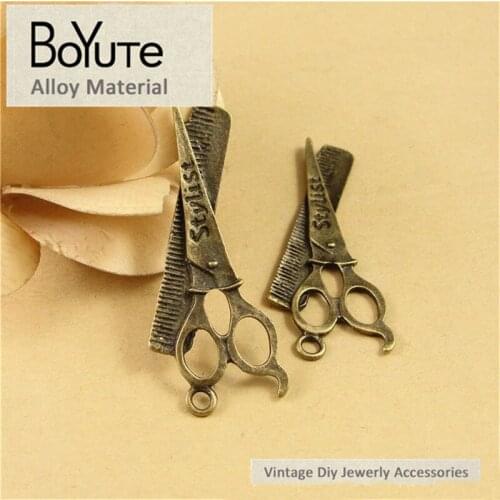 BoYuTe (40 Pieces/Lot) 27*53MM Antique Bronze Plated Zinc Alloy Scissors Comb Charm Pendant Fashion Jewelry Accessories