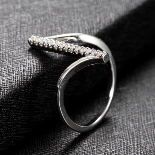 Unique Z Shape Silver Color Women Finger Ring Wedding Band Bridal Ring Shine Crystal Zircon High Quality Fashion Rings Wholesale