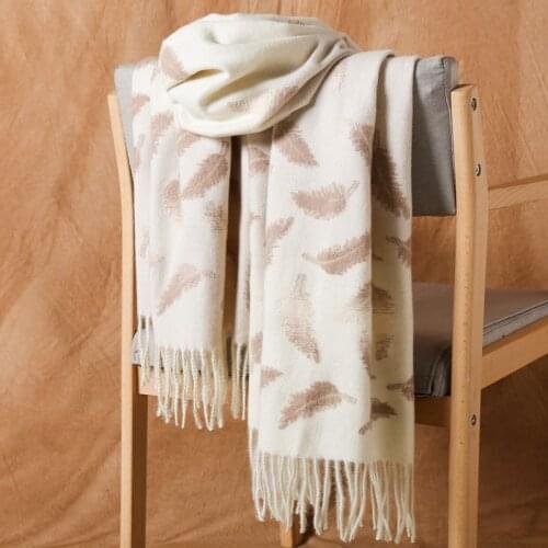 Thick Cashmere-like Scarves Women Warm Poncho Shawl Lady Gradient Pashmina Tassel Wrap Tippet luxury brand head scarf new 2020