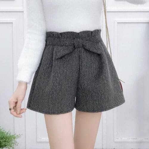High waist tweed shorts womens autumn winter 2021 new Korean versatile loose A-line wide leg pants wide leg pants