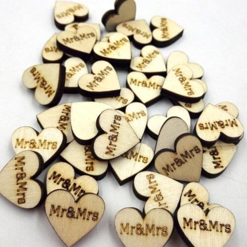 50PCS/lot letter Mr & Mrs printed love Heart Shaped Wooden Charms buckle wooden props ornaments wedding decoration for gift