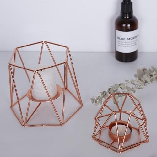 Northern Europe Light Luxury Gold Candle Holder INS Iron Art Romantic Fragrance Candlestick Simple European-Style Decoration Met