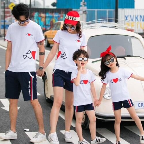 Mommy and Me Clothes Mother Daughter Dad Son Tee shirts Outfits Family Look Dress Summer Family Matching Clothes Love T shirts