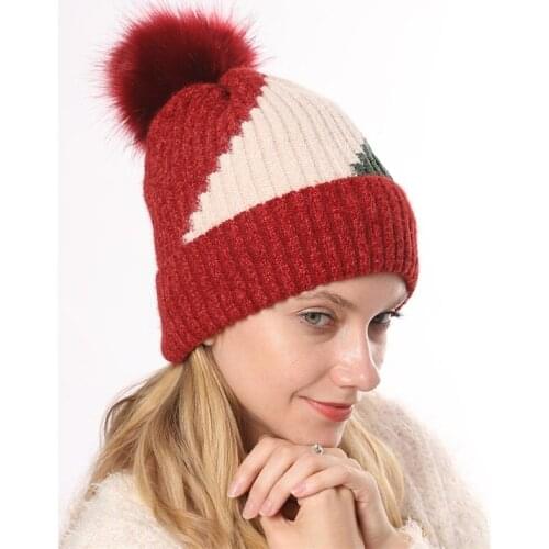 DUOJIAOYAN Autumn Winter Warm Women Hat 3-color Stitching Girls Caps Flannelette Soft Hat Knitted Wool Fashion Hair Accessories