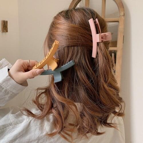 2021 Hot Sales Trends Product Head Hair Jewelry Hair Claws Women Hair Accessories Large Hairpin Girls Shark Clip Ladies Barrette