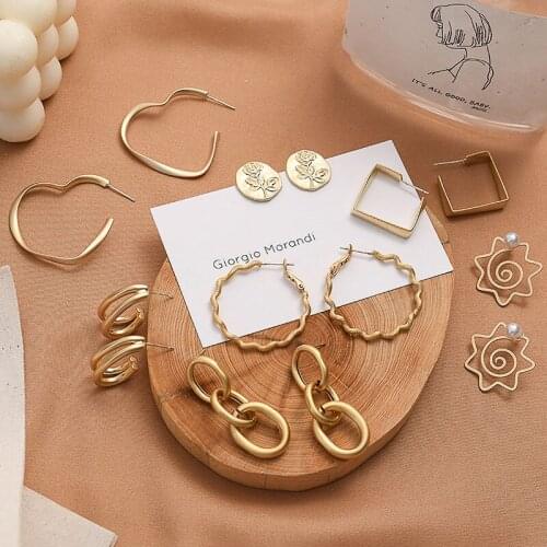 Material Style Golden Geometry Cool Earrings For Women Simple Elegant Statement Stud Ear Jewelry Accessories S925 Needle