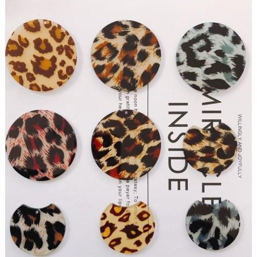 4 pieces / lotRound irregularsemicircleconnectors for jewelrymakingjewelry makingsupplies bead capsearings fashion jewelryOther