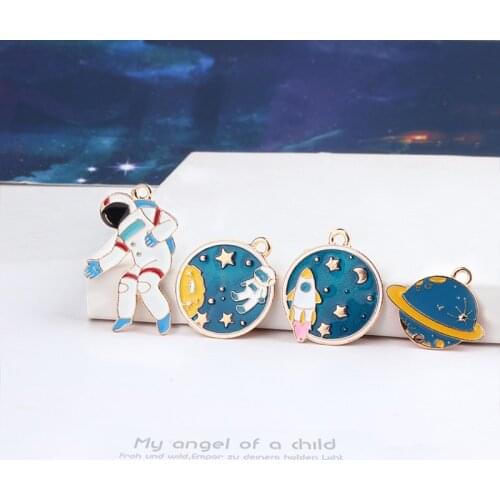 MRHUANG 10pcs/lot Planet space astronaut Enamel Charms Pendant Braclets Jewelry finding DIY Craft more fashion