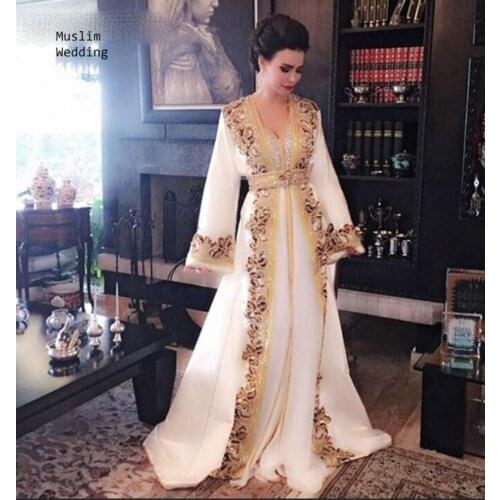 Luxury Muslim Morrocan Evening Dress With Beaded Sexy V Neck Chiffon White Prom Dresses 2020 Long Sleeves Arabic Evening Gowns