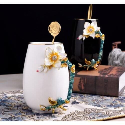 Europe Creative Novelty Enamel Coffee Cup Mug Flower Tea ceramics Cups for Hot and Cold Drinks Milk Alloy Handgrip Cups and Mugs
