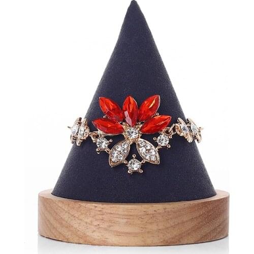 Handcrafted Wood Bracelet Cone Display Jewelry Stand Necklace Chain Jewellery Presentation Holder Bangle Organzier Storage Rack