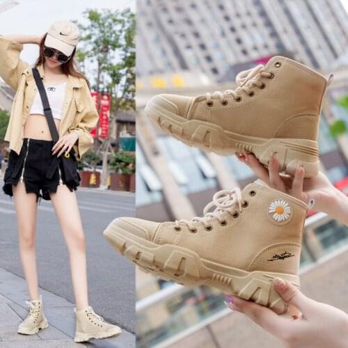 Autumn Women Chelsea Boots Genuine Leather Ankle Boots for Women Casual Motorcycle Shoes Winter Couple Student Martens Boots