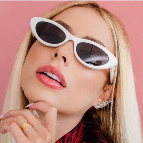 New Fashion Seay Cat Eye Small Sunglasses For Women Elegant Classic Luxury Brand Sun Glasses Vintage Black One Peice Shade