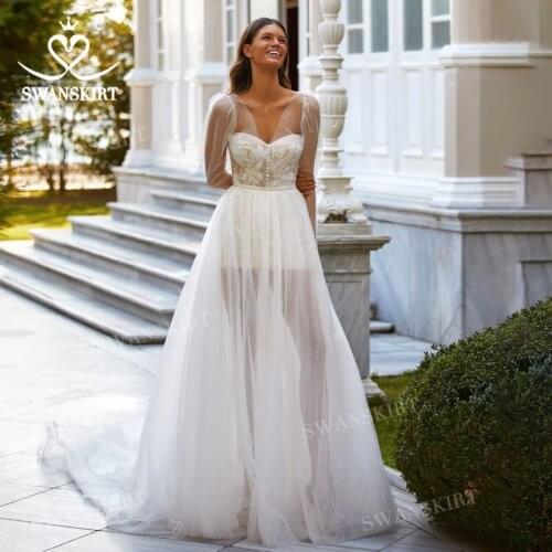 Romantic Long Sleeve Wedding Dress 2021 Appliqued Court Train Bridal Gown Princess SwanSarah M069 Plus Size Vestido De Novia