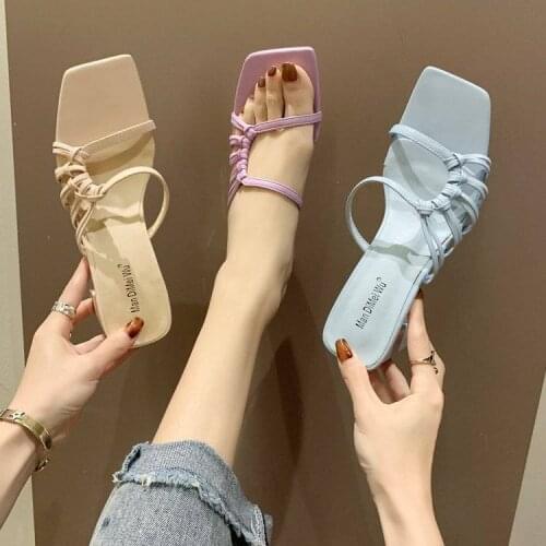 2021 New Sandals Womens Gaiden Summer New Strap High Heels Thick Heels Square Heels Woven Half Slippers Fashion Square Toe