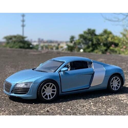 1/32 Audi R8 Alloy Toy Car Model Metal Diecast Length 14cm Door Openable Toys for Kids