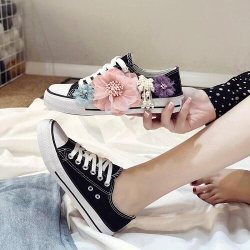 Shoes women 2021 trendy shoes womens shoes new sneakers ins board shoes flowers white shoes hyuna style canvas shoes