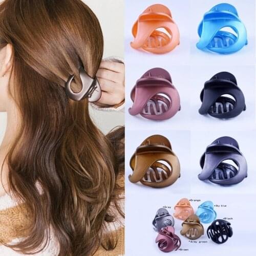 New Fashion Korean Style Women Lady Hair Clips Claw Barrette Crab Clamp Hairpin Clip Hair Claw Hair Styling Tools Irregular Clip