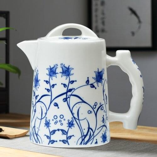 Chinese Porcelain Creative Teapot White Handmade Container Kung Fu Tea Infuser Yixing Water Jug Bouilloire Tea Kettle Ed50cf