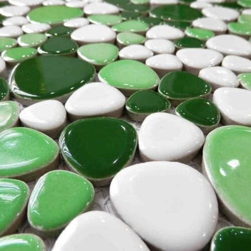 Green mixed white color ceramic pebble mosaic tiles for floor kitchen backsplash hallway swimming pool floor house renovation