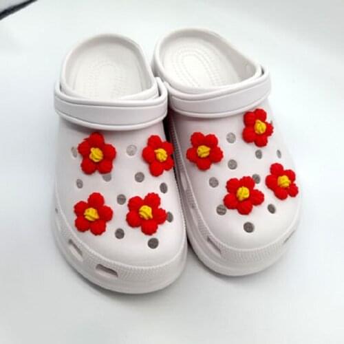 Lovely Vinatge Croc Charms Designer for DIY Mesh Flower Shoe Charms Designer Elegant Fashion Clogs Shoe Accessories New Brand