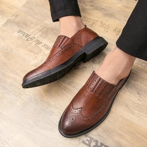 Autumn New Mens Shoes Round Head Texture Fashion Leather Males Shoes Business Office Outdoor High-Quality Slip-On Shoes Men