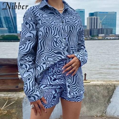 Nibber New Autumn Twill Shirt Irregular Print Single-Row Loose Design Fashion Shorts For Women Street Wear Daily Commuter