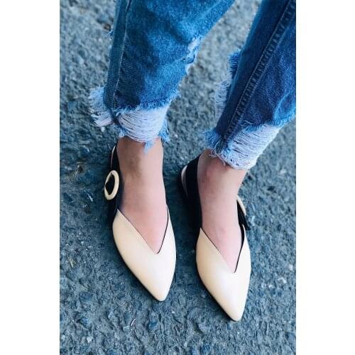 Black-Skin Buckled Sandals