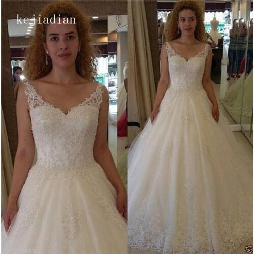 Ball gown Wedding Dress v-neck Sexy Backless spaghetti straps Wedding Gown Bride Dress Vestido de noiva Robe de mariage