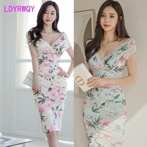 LDYRWQY 2021 summer new Korean fashion ladies temperament V-neck slim pleated hip sexy printed dress Polyester