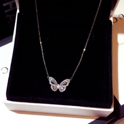 2020 New Fashion Chic Zircon Crystal Butterfly Female Pendant Necklace Shiny Crystal Wedding Ball Jewelry Valentines Day Gifts