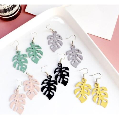 Funny Small Fresh Harajuku Style Earrings Womens Fashion Creative Personality Turtle Back Leaf Ear Hook Birthday Gifts