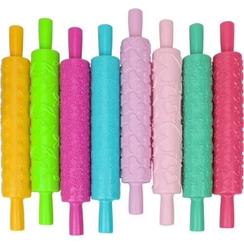 Heart Pattern Non-Stick Plastic Baking Kitchen Tools Fondant Rolling Pin Embossing Cake Dough Roller Cake Decoration