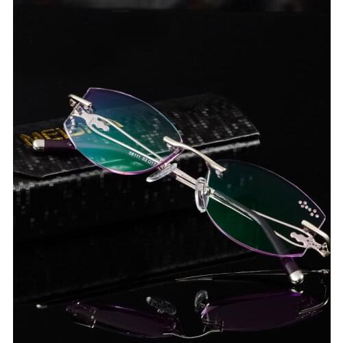 Reven Jate Women's Glasses And Cases