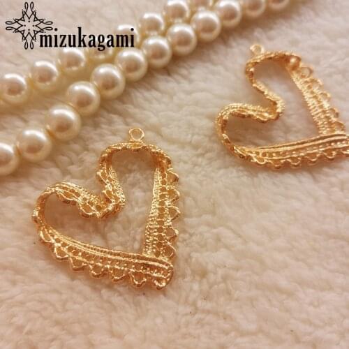 50PCS Zinc Alloy Charms Hollow Gold Heart Love Metal Frame Pendant Romantic Charms Bezel Setting Cabochon Setting UV Resin Charm