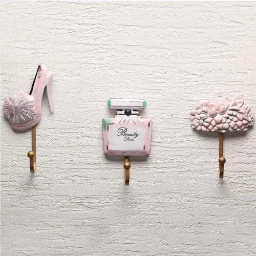 European Style Retro Home Decorative Wall Hanging Decorative Fabric Resin Angel Hook Home Decoration Accessories