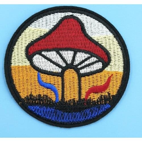 Hippie Mushroom (Size:7x7cm) Clothes Apparel Jacket Bag Hat DIY Round Badge Embroidery Iron on Patch Article Stripe