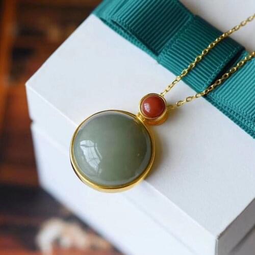 Natural Hetian Jade South Red round White Jade Jasper Pendant S925 Sterling Silver Clavicle Chain Palace Style Ornament