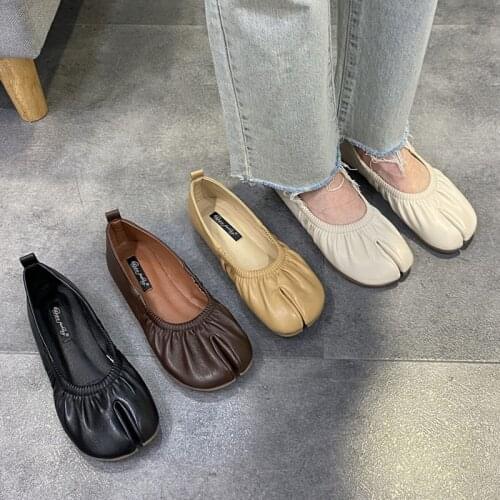 Pleated Split toe shoes for women elastic band moccasins cozy solid ballerina loafers 35-40 soft bottom tabi ninia flats 2020