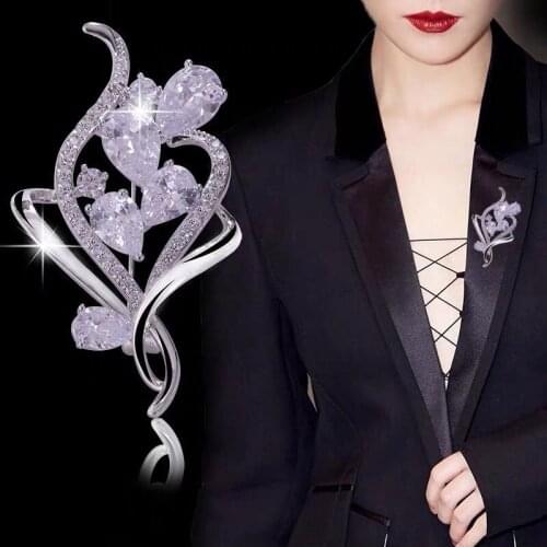 New high-grade Alloy Flower Brooch All-Match Shawl Sweater Brooch For Women Cardigan Corsage pin