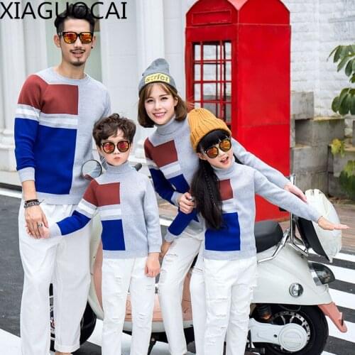 XiaGuoCai 2017 Family Matching Outfits Father Mother And children baby sweater warm Couples clothing Dad Mom Kids fashion A26 27