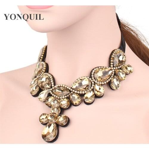 Trendy Bohemian Necklace False Collar Fashion Elegant Crystal Women Chain Statement Short Collier Fashion Jewelry 3 Color SYBC43