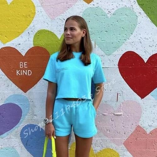 The latest design of 2021 summer new crop top shorts suit two-piece high-quality fashion casual suit