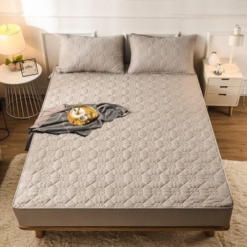 Thicken Quilted Mattress Cover King Quilted Bed Sheet Anti-Bacteria Mattress Topper Air-Permeable Bed Pad Protector Cover