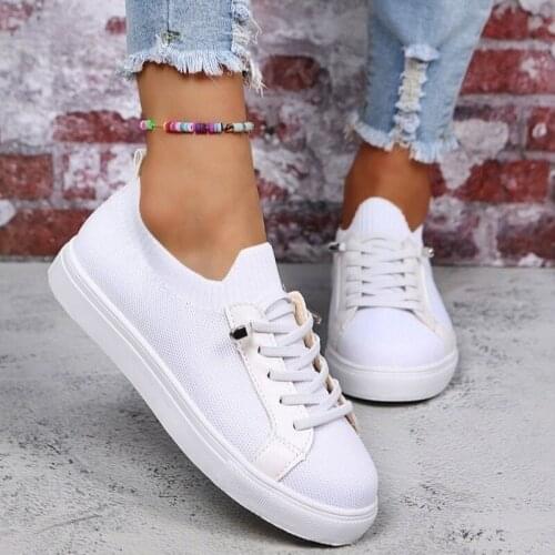 White Shoes Women Vulcanized Shoes High Quality Women Sneakers Slip on Flats Shoes Women Loafers Plus Size 36-43 Walking Flat