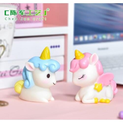 Cute Resin Unicorn Ornament Family Micro Landscape Decoration Mini Unicorn Crafts Miniatures Figurines For Home Decor