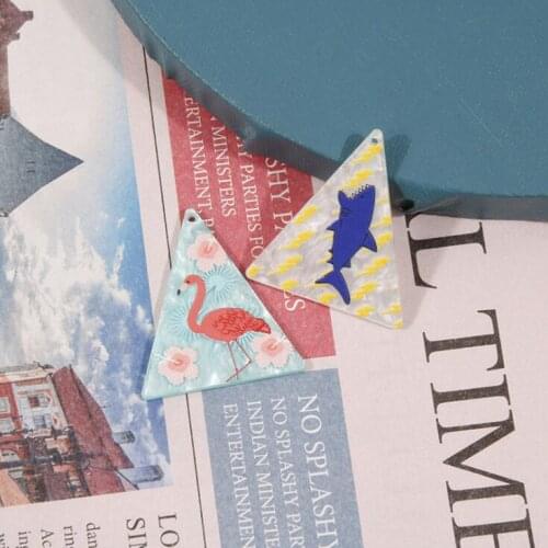 4pcs Acrylic Geometry Charm Triangle Flamingo pattern Pendant DIY Jewelry Accessories