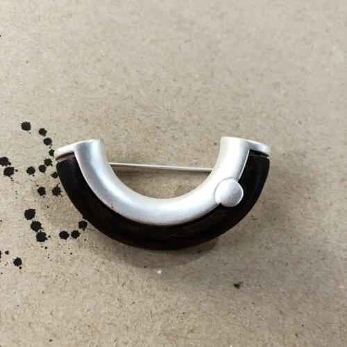 Vintage Wood Brooches Retro Sttyle Accessories