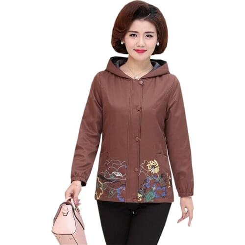 Winter Jacket Women Cotton Short Jacket 2018 New Slim Fashion Parkas Coat Female Autumn Jackets Outerwear RE0974